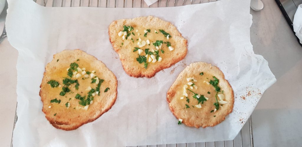 Keto Knoflook Naan Brood uit de oven