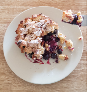 Quick Keto Blueberry Crumble