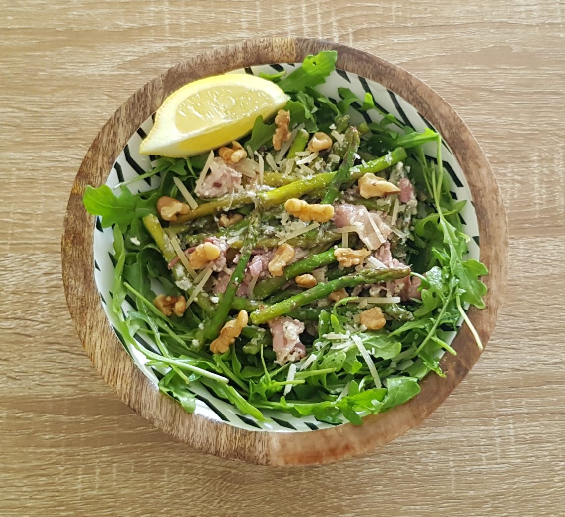 Keto Salad with Asparagus